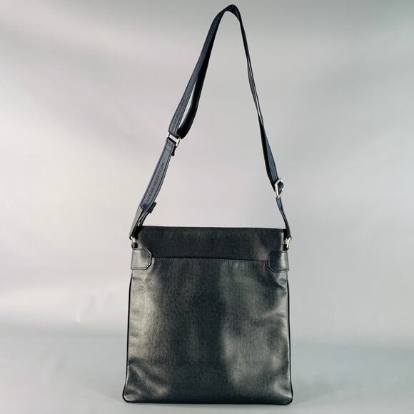 LOUIS VUITTON Sasha Navy Taiga Leather Shoulder Bag - Picture 4 of 10